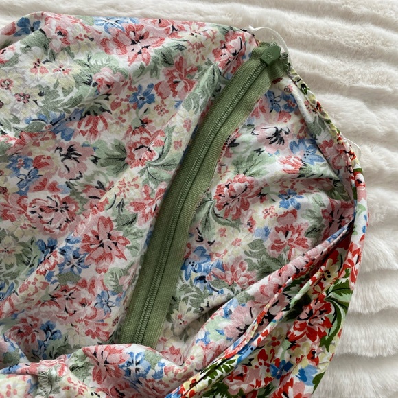 Zara Floral Asymmetrical Top - Picture 6 of 8